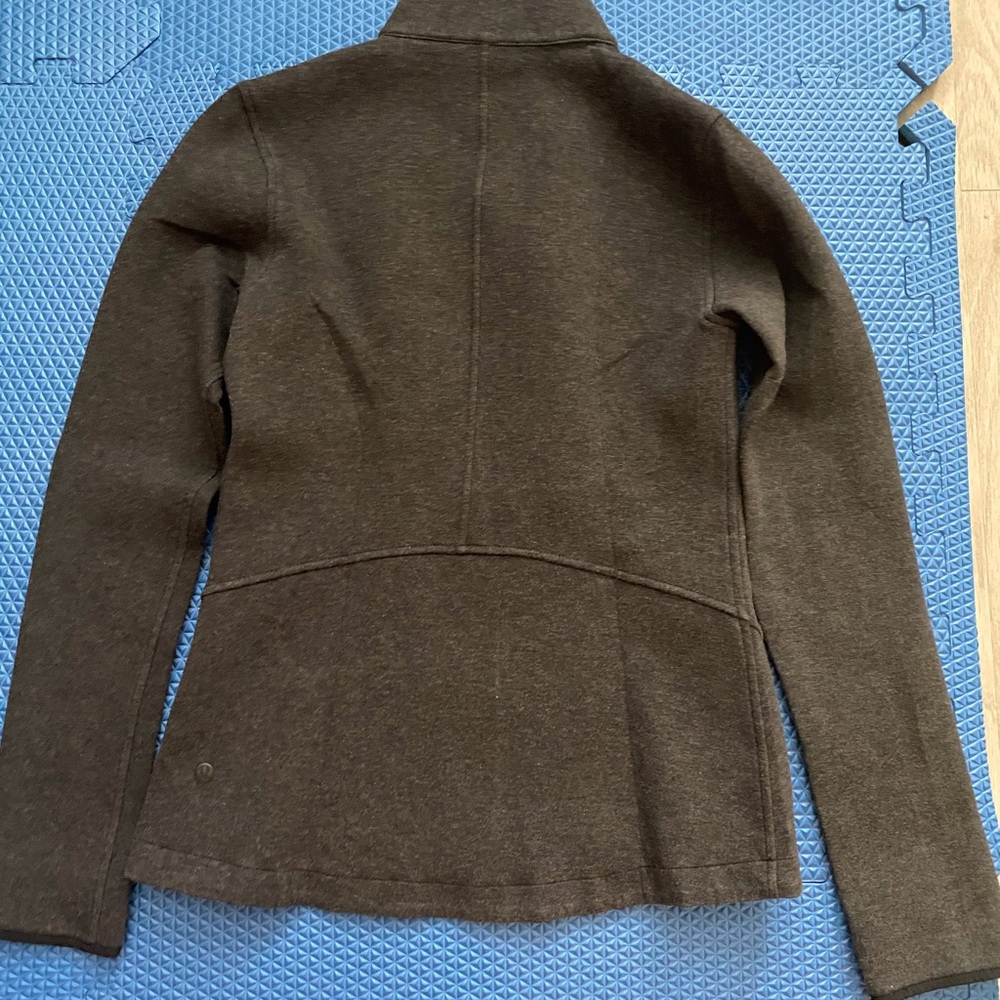 Lululemon zip up jacket - Picture 5 of 9